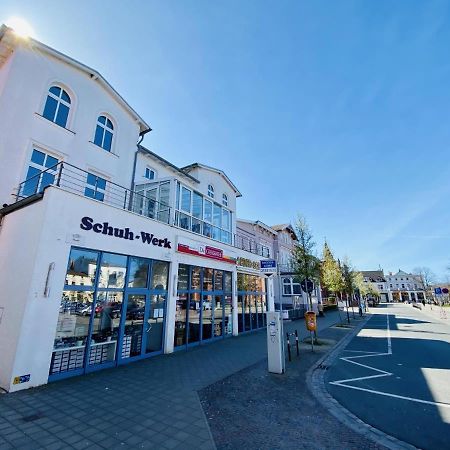Mond, Am Warnemuender Kirchenplatz Apartment Rostock Exterior foto